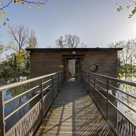Vakantiehuis Confortables En Bord D'etang, Parfaits Pour Peche Et Nature, Avec Terrasse Et Equipements Modernes - Fr-1-496-83 Veauchette