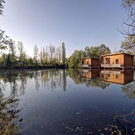 Confortables En Bord D'etang, Parfaits Pour Peche Et Nature, Avec Terrasse Et Equipements Modernes - Fr-1-496-83 Vakantiehuis *
