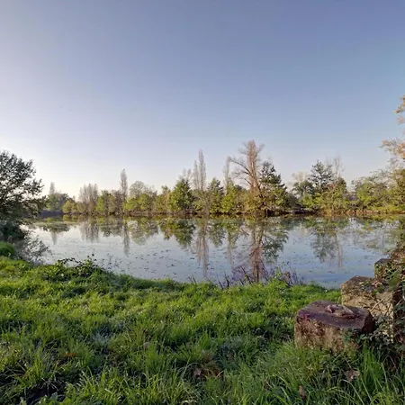 Confortables En Bord D'etang, Parfaits Pour Peche Et Nature, Avec Terrasse Et Equipements Modernes - Fr-1-496-83 * Veauchette