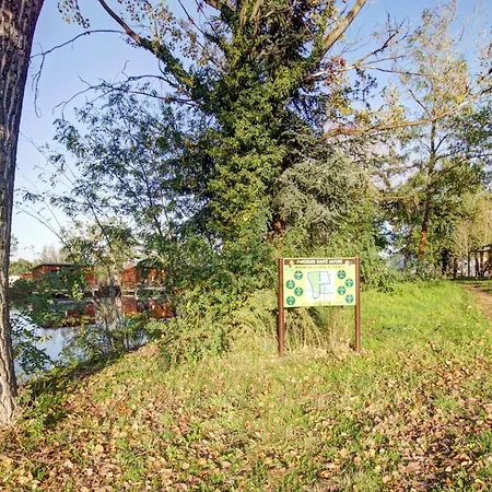 Casa de Campo Insolite Sur étang, 2 à 4 Pers, Animaux Admis - Fr-1-496-83